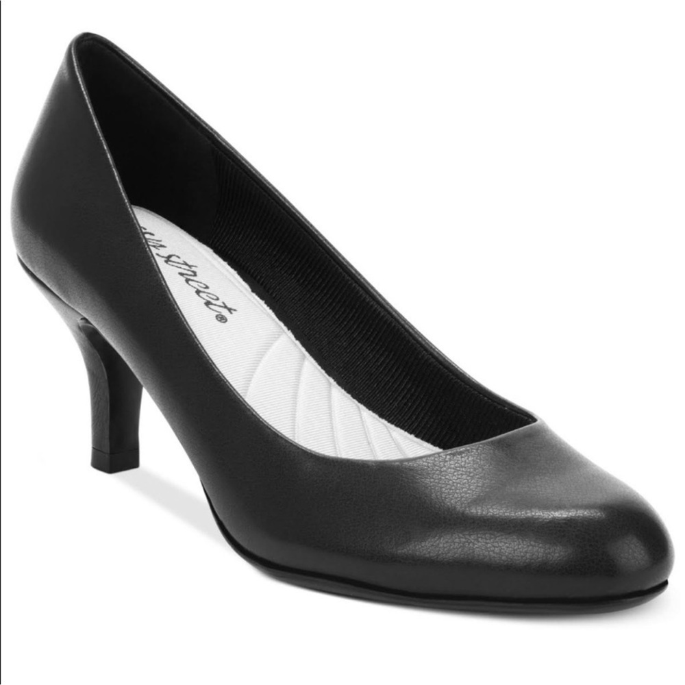 Easy Street Black Women's Heels